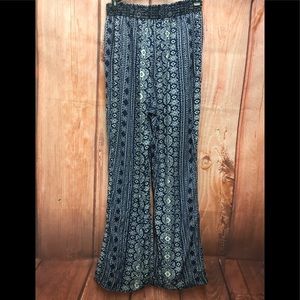 Contemporary style palazzo pants size xl